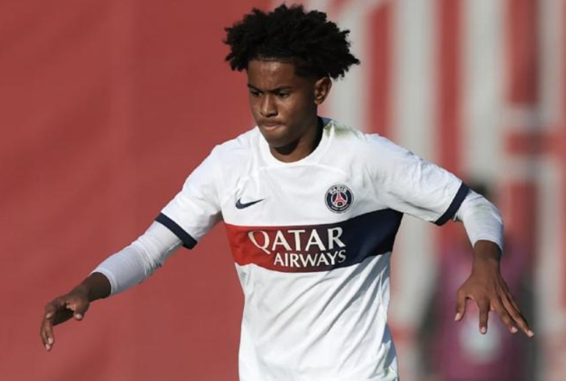 19歲新星馬尤盧：<a href='https://www.m.162175.com/news/tag/1124.html' style='color: blue;'>巴黎圣日耳曼</a>中場(chǎng)崛起的璀璨之光