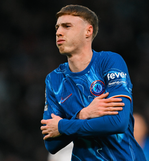 帕爾默曬切爾西百場紀念球衣：回顧過往，展望未來征程