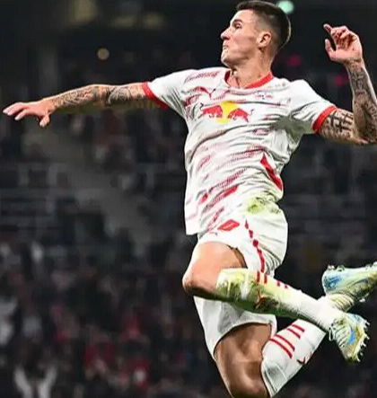 曼聯(lián)戰(zhàn)平保級(jí)弱旅，舍什科表現(xiàn)低迷引關(guān)注