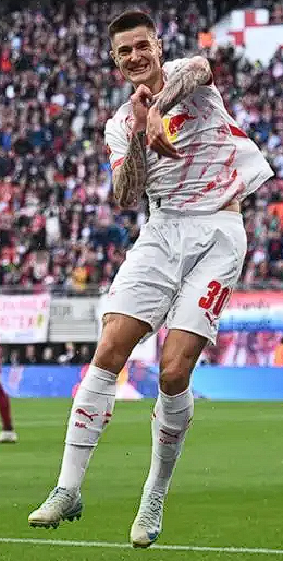 曼聯(lián)戰(zhàn)平保級(jí)弱旅，舍什科表現(xiàn)低迷引關(guān)注