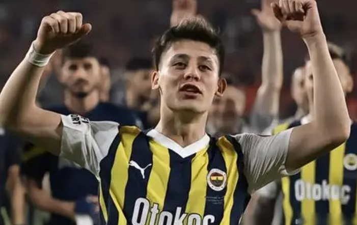 皇馬球員居萊爾訓(xùn)練狀態(tài)佳，歐冠對(duì)陣?yán)锲质装l(fā)無(wú)虞