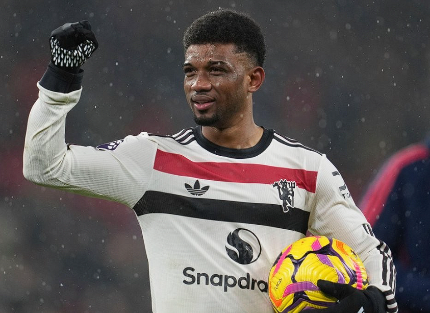 英超賽事聚焦：阿什利 - 威廉姆斯評(píng)阿瑪?shù)鹿シ辣憩F(xiàn)與戰(zhàn)術(shù)適配