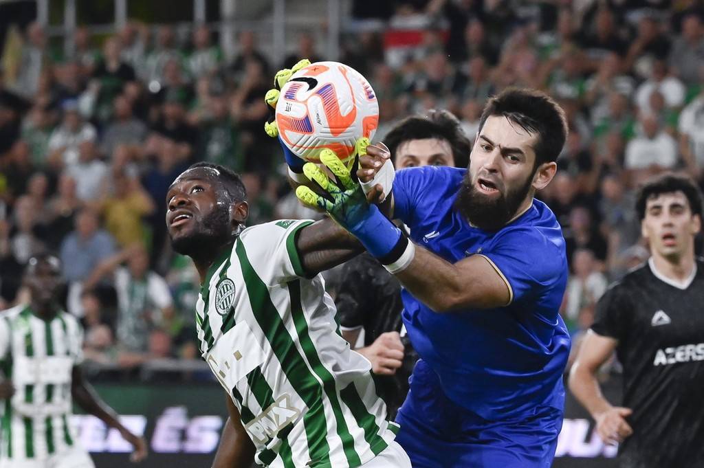 歐冠黑馬激戰(zhàn)藍軍，卡拉巴赫主場迎大考