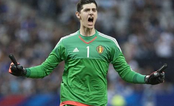 庫爾圖瓦歐冠高光：以&ldquo;嘆息之墻&rdquo;之姿捍衛(wèi)<a  style='color: blue;'>皇馬</a>尊嚴(yán)