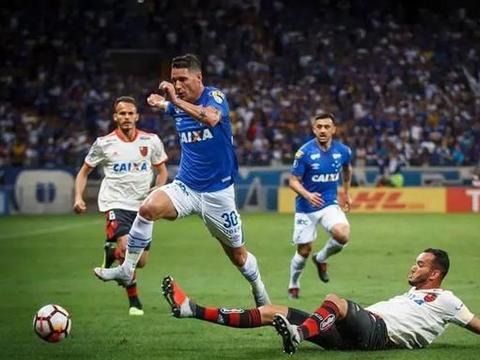 青春風(fēng)暴對(duì)決鐵血防線，阿賈克斯主場(chǎng)迎強(qiáng)敵