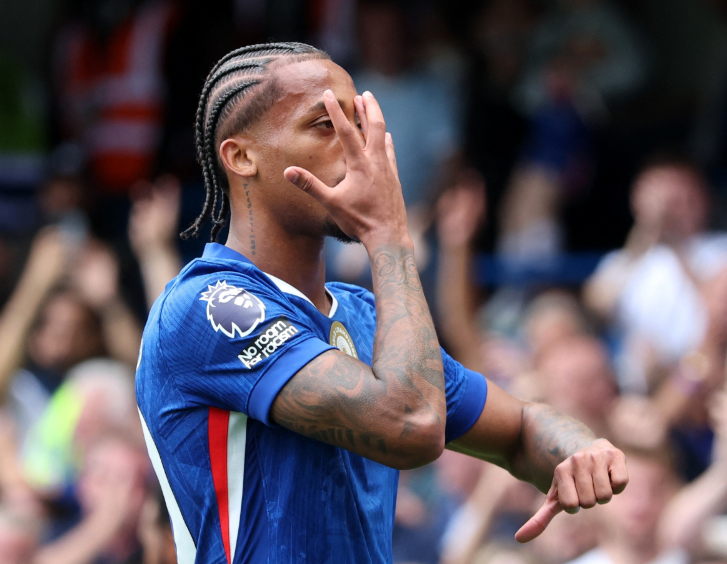 若昂-佩德羅英超百場里程碑達成，藍軍鋒線再添榮耀