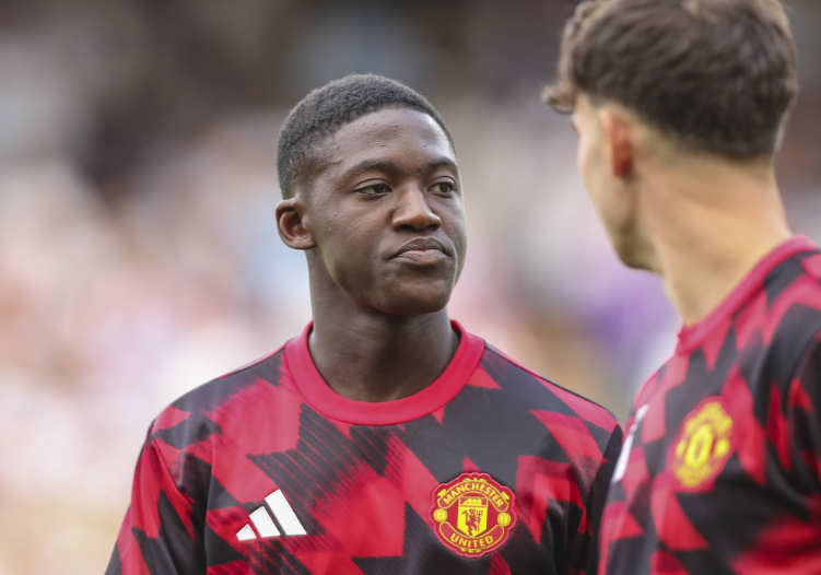 那不勒斯有意曼聯(lián)新星梅努，轉(zhuǎn)會(huì)前景取決于曼聯(lián)態(tài)度