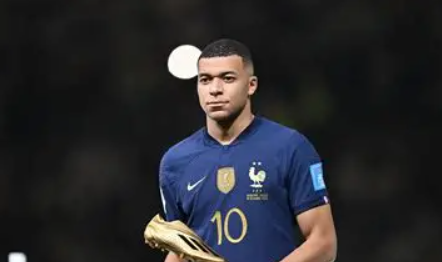 世預(yù)賽大勝后姆巴佩談皇馬近況：直面質(zhì)疑，目標(biāo)全冠