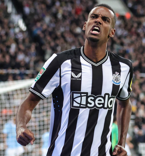 紐卡斯爾本賽季困境：轉會失誤與多重因素交織之果