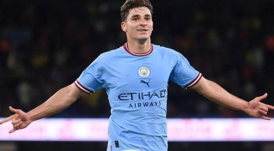 阿爾瓦雷斯轉(zhuǎn)會(huì)巴黎圣日耳曼傳聞分析