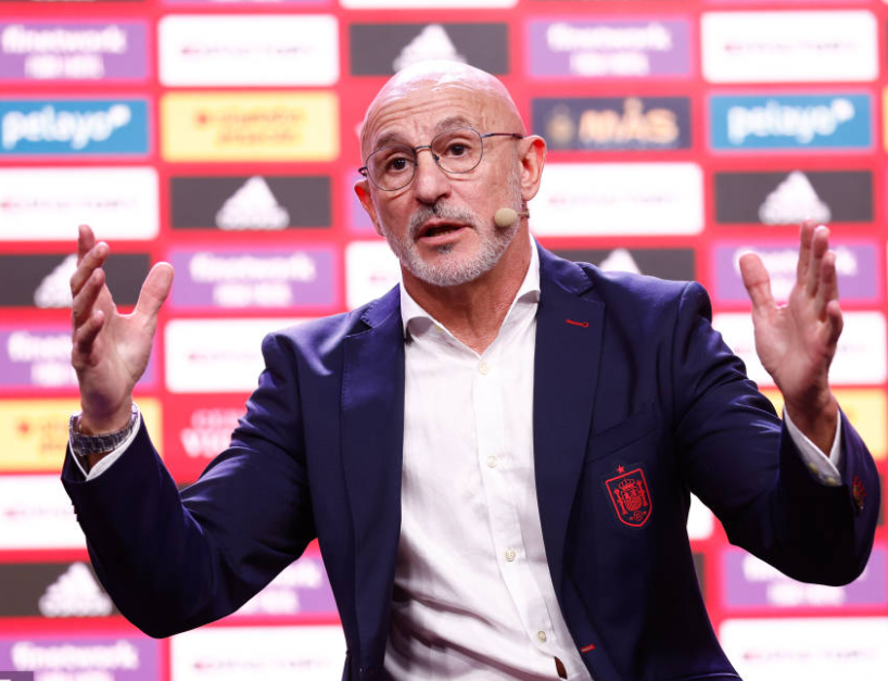 西班牙<a  style='color: blue;'>世預賽</a>平局后，德拉富恩特多維剖析賽事與展望未來