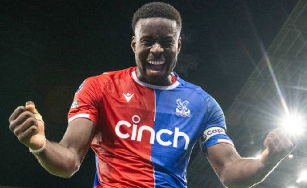 拜仁中衛(wèi)補(bǔ)強(qiáng)遇阻：多方競爭下的艱難抉擇