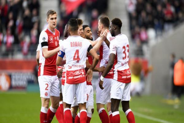 摩納哥歐冠征途：逆境中綻放的堅韌之花