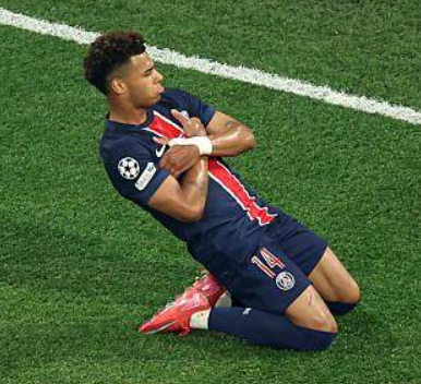 <a href='https://www.m.162175.com/news/tag/1124.html' style='color: blue;'>巴黎圣日耳曼</a>謀長遠(yuǎn)規(guī)劃：擬加薪續(xù)約新星杜埃