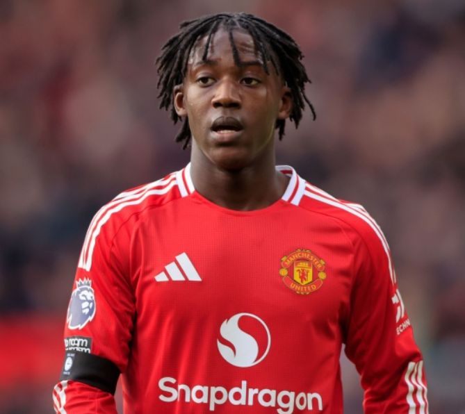 那不勒斯有意租借曼聯(lián)年輕中場梅努，球員盼更多出場時間